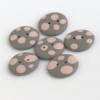 20 mm - 6 vnt. Pilkos sagos su rausvos pudros spalvos taškais (BT315)