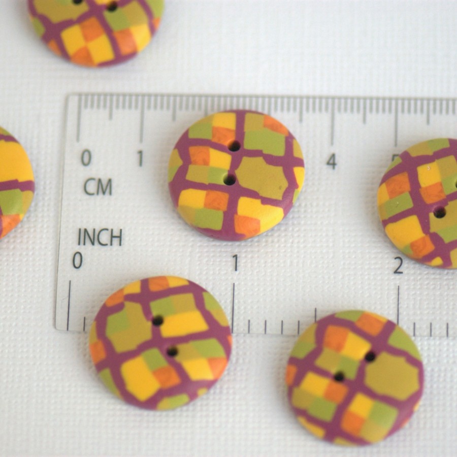 20 mm – 6 vnt. Geltonai žaliai raštuotų sagų rinkinys (BT120)
