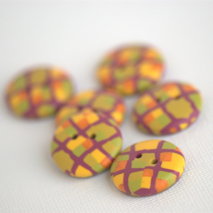 20 mm – 6 vnt. Geltonai žaliai raštuotų sagų rinkinys (BT120)