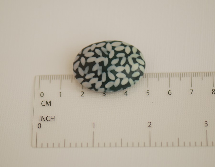 Ovali sagė „Girios šešėliai“ (pin18)