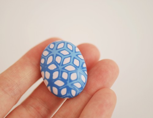 Ovali sagė „Šaltuko raštai“ (pin17)