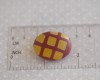 Ovali rankų darbo marga sagė (PIN 32)