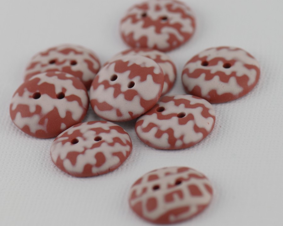 18 mm – 9 vnt. Plytų raudonos spalvos sagų rinkinys „Terracotta“ (BT188)